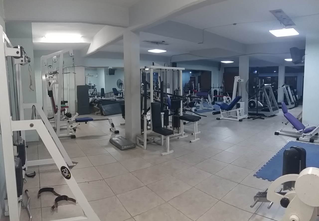 Gimnasio completo de Acqua Club